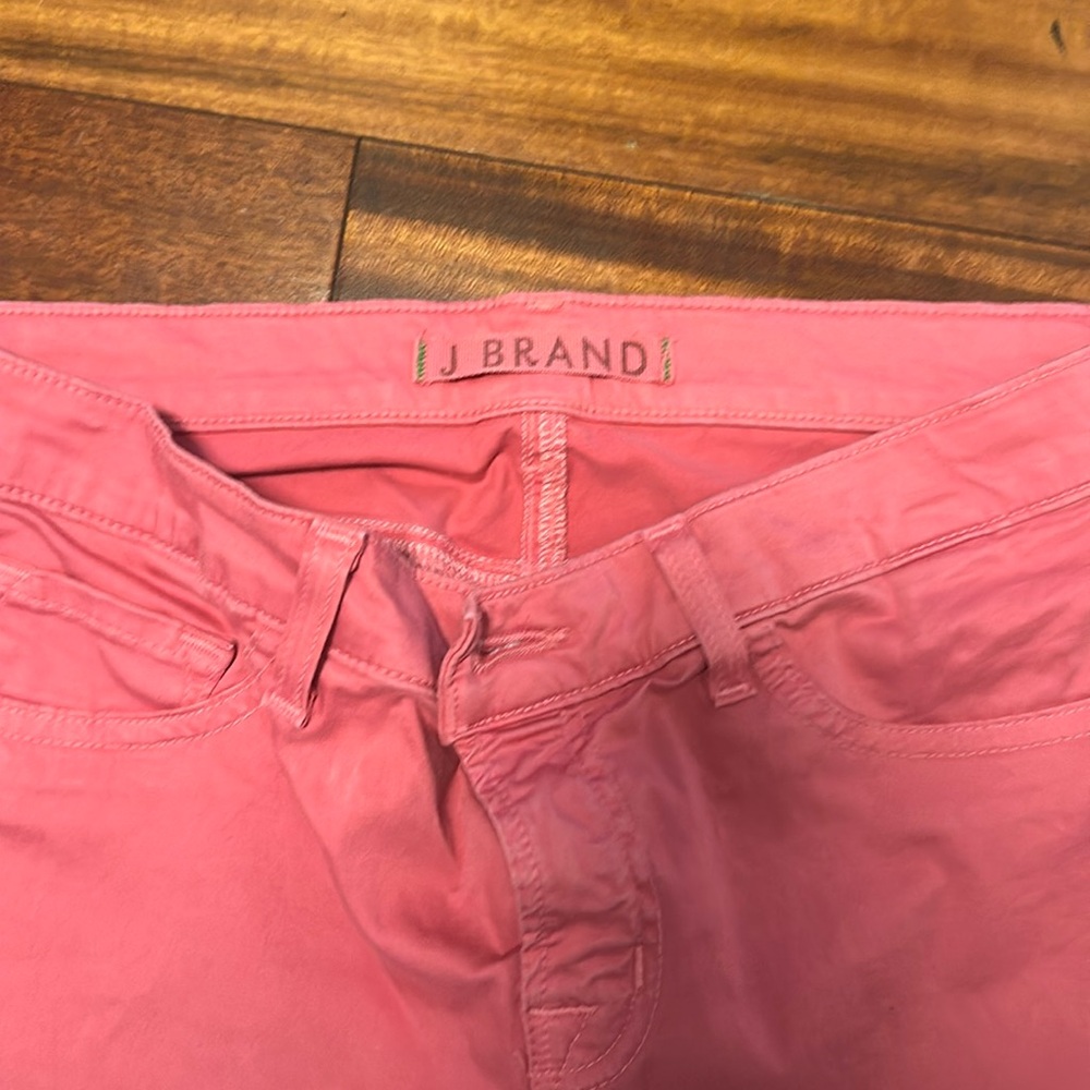 Super cute thin denim J brand ankle, crop jeans these are circa late 1990s.